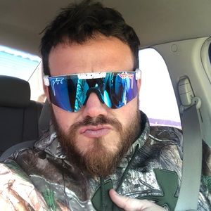 Meet your Posher, Justin